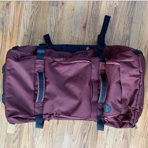Dakine roller duffel